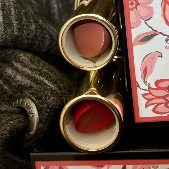 $30 EstLaud PureColorEnvySculpting Lipstick Bundle - Picture 9 of 9